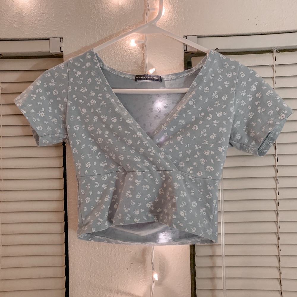 brandy Melville Amara top 🌾